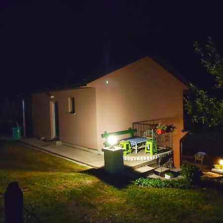 Privatni Smjestaj "Mratinje" Plužine Exterior photo