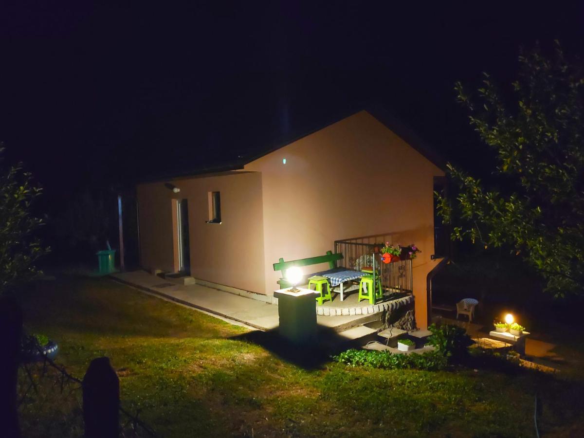 Privatni Smjestaj "Mratinje" Plužine Exterior photo